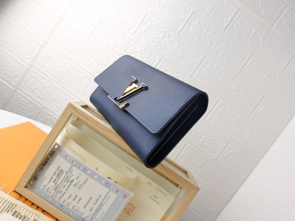 LVコピーウォレット背面デザイン